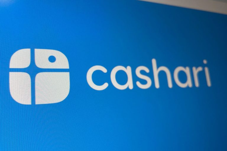 カシャリの審査は信用情報がブラックだと落ちる？